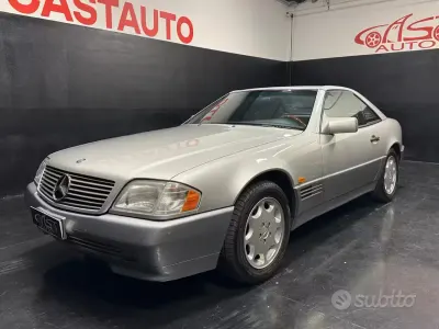 Usata Mercedes SL280 193 CV (141 kW) 1995 Grigio Cabrio