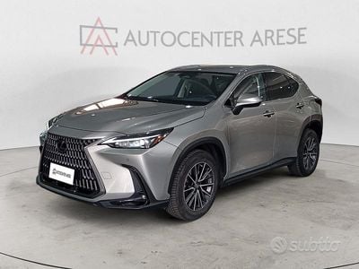 Usata Lexus NX350h 244 CV (179 kW) 2023 Marrone SUV