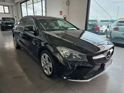 Usata Mercedes CLA180 Shooting Brake Premium 109 CV (80 kW) 2017 Nero Station wagon