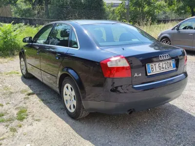 Usata Audi A4 Ambiente 131 CV (96 kW) 2001 Berlina