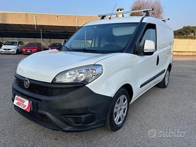 Usata Fiat Doblò 105 CV (77 kW) 2017 Bianco Monovolume