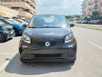 Usata Smart ForFour Prime 90 CV (66 kW) 2018 Nero Utilitaria