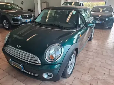 Usata Mini Cooper 120 CV (88 kW) 2009 Verde Utilitaria
