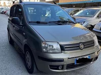 Usata Fiat Panda 69 CV (50 kW) 2012 Utilitaria