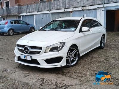 Usata Mercedes CLA220 Shooting Brake Premium 177 CV (130 kW) 2015 Bianco Station wagon