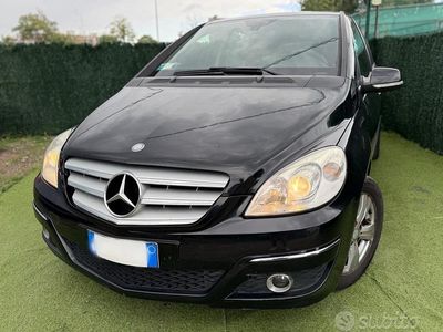 Mercedes B160