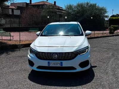 Usata Fiat Tipo Business 95 CV (69 kW) 2018 Bianco Berlina