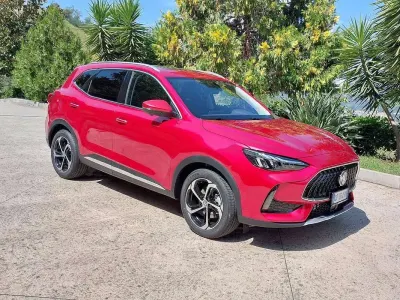 Usata MG HS 162 CV (119 kW) 2023 Rosso SUV