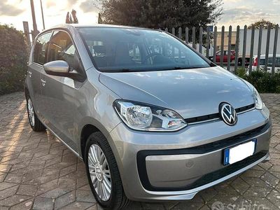 Usata VW up! move up! 68 CV (50 kW) 2021 Grigio Utilitaria