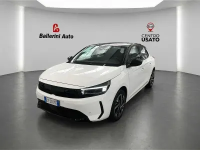 Usata Opel Corsa Edition 101 CV (74 kW) 2025 Bianco Utilitaria