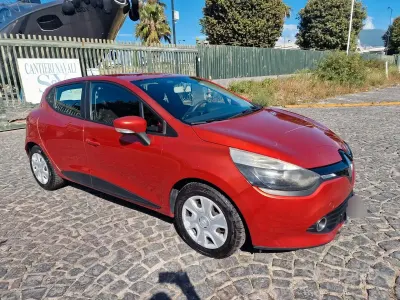 Usata Renault Clio IV 72 CV (52 kW) 2014 Rosso Berlina