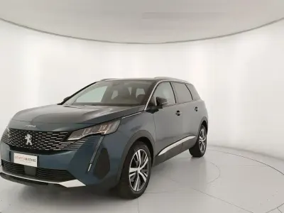 Usata Peugeot 5008 Allure 131 CV (96 kW) 2021 Blu SUV