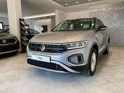 Usata VW T-Roc 150 CV (110 kW) 2024 Argento SUV