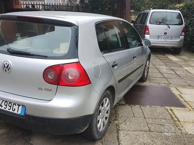 Usata VW Golf IV 105 CV (77 kW) 2005 Grigio Berlina