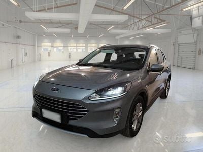 Grigio Usata 2022 Ford Kuga Business Edition SUV | 18.300 € (Buon prezzo)