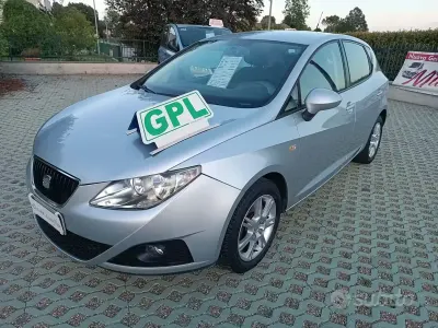 Usata Seat Ibiza 86 CV (63 kW) 2008 Grigio Berlina