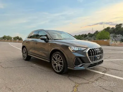Usata Audi Q3 S-Line 150 CV (110 kW) 2022 Grigio SUV