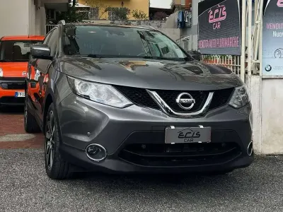 Usata Nissan Qashqai Visia 131 CV (96 kW) 2017 Grigio SUV