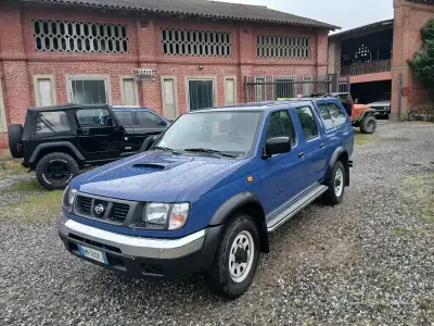 Gebraucht Nissan Navara 101 PS (74 kW) 2000 Blau Pickup