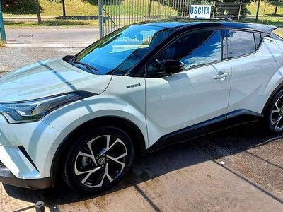 Usata Toyota C-HR Style 98 CV (72 kW) 2017 Bianco SUV