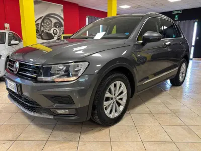 Usata VW Tiguan 116 CV (85 kW) 2017 Grigio scuro SUV