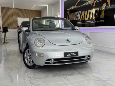 Usado VW New Beetle 101 CV (74 kW) 2004 Gris Utilitario