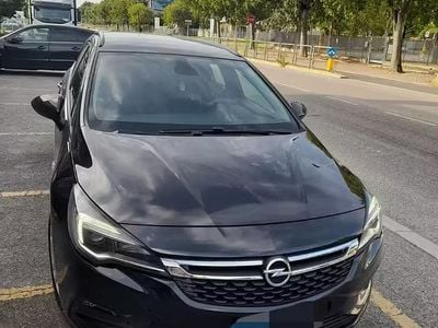 Usata Opel Astra 110 CV (80 kW) 2016 Nero Station wagon