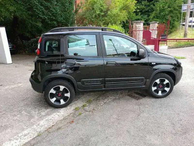 Usata Fiat Panda Cross Cross 69 CV (50 kW) 2017 Nero Utilitaria