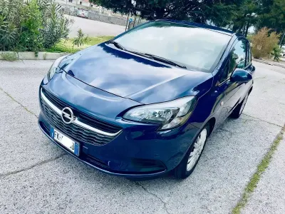 Usata Opel Corsa 90 CV (66 kW) 2017 Blu Utilitaria