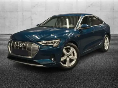 Usata Audi e-tron S-Line 158 kW (215 CV) 2022 Blu/azzurro SUV