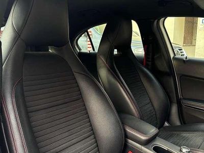 Usata Mercedes A180 Premium 109 CV (80 kW) 2016 Berlina