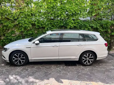 Usata VW Passat Highline 150 CV (110 kW) 2015 Bianco Station wagon