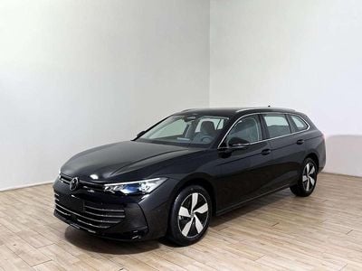 Nero Nuova 2025 VW Passat Business Station wagon | 47.400 € (Buon prezzo)
