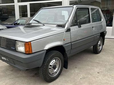 Usata Fiat Panda 4x4 48 CV (35 kW) 1985 Argento metallizato Utilitaria