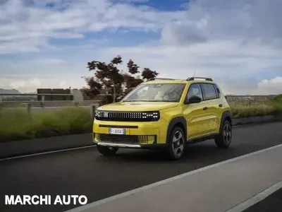 Nuova Fiat Grande Panda Pop 82 kW (112 CV) 2025 Marrone Utilitaria
