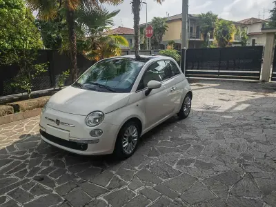 Usata Fiat 500 Lounge 69 CV (50 kW) 2014 Bianco Utilitaria