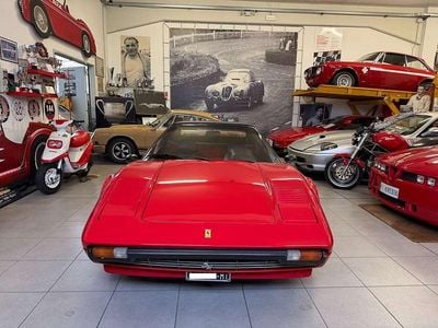 Usata Ferrari 208 155 CV (114 kW) 1980 Rosso Coupé