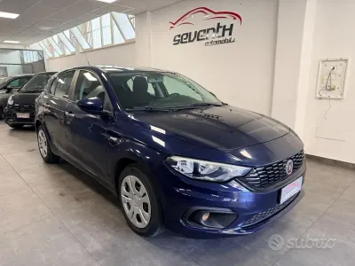 Usata Fiat Tipo Easy 95 CV (69 kW) 2016 Bluazzurro Berlina