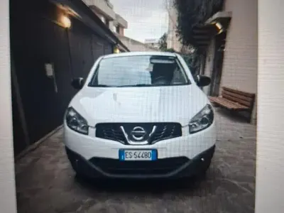 Usata Nissan Qashqai 117 CV (86 kW) 2013 Bianco SUV