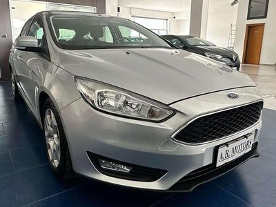 Argento Usata 2018 Ford Focus Business Edition Berlina | 5999 € (Molto cara)