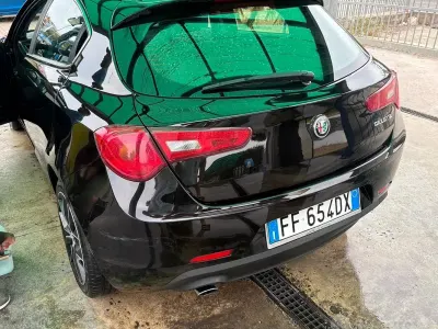 Usata Alfa Romeo Giulietta 120 CV (88 kW) 2016 Nero Utilitaria