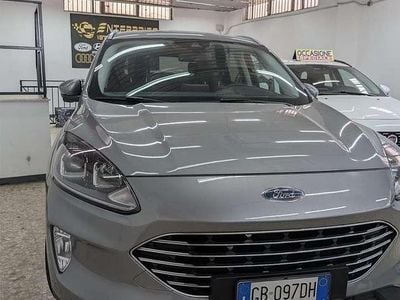 Usata Ford Kuga Titanium 120 CV (88 kW) 2020 Grigio SUV