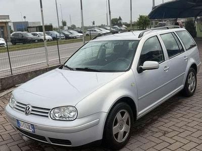 Usata VW Golf IV Highline 101 CV (74 kW) 2000 Berlina
