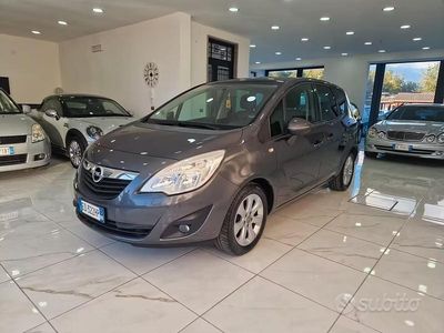 Occasion Opel Meriva Cosmo 120 ch (88 kW) 2010 Gris Monospace
