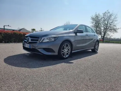 Usata Mercedes A180 Premium 109 CV (80 kW) 2012 Berlina