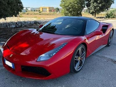 Usata Ferrari 488 670 CV (492 kW) 2018 Rosso Coupé