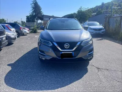 Usata Nissan Qashqai S 116 CV (85 kW) 2019 Grigio SUV