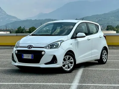 Usata Hyundai i10 Style 66 CV (48 kW) 2018 Bianco Utilitaria