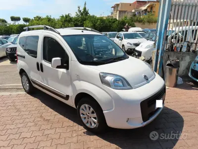 Usata Fiat Qubo Trekking 75 CV (55 kW) 2015 Bianco Monovolume