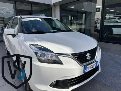 Usata Suzuki Baleno 90 CV (66 kW) 2019 Bianco Utilitaria